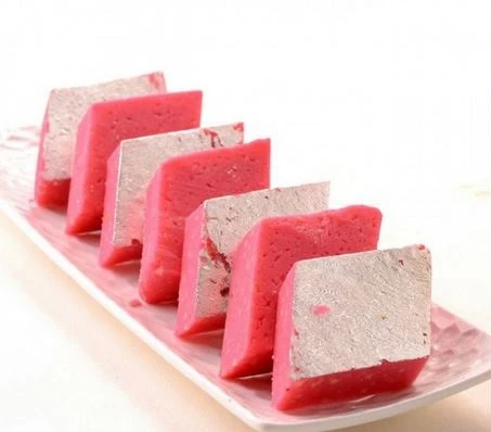 Strawberry Kaju Burfi